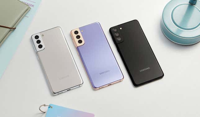 El Galaxy S21 Plus.