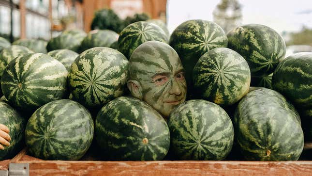 Image for article titled Jeff Bezos Wears Disguise To Secretly Assess Whole Foods Employees