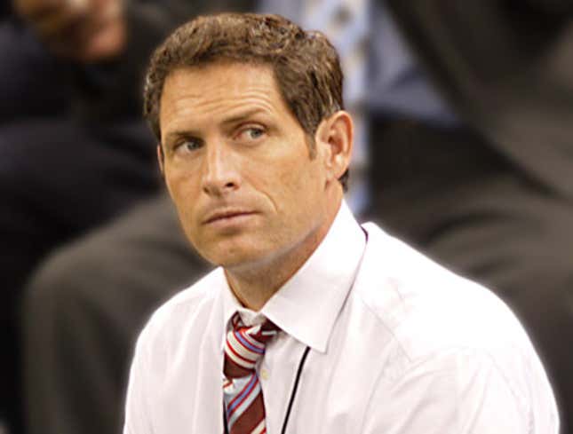 Image for article titled Steve Young Pretty Sure He Remembers Bill Walsh