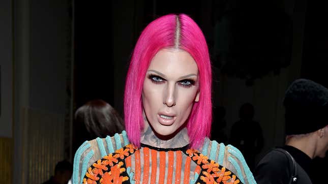 Image for article titled Bored Jeffree Star, Alone in His Haunted Castle, Reignites Beef With James Charles
