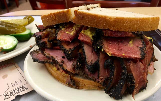 Image for article titled Katz’s Delicatessen eager to remind you of the time Meg Ryan faked a sandwich orgasm