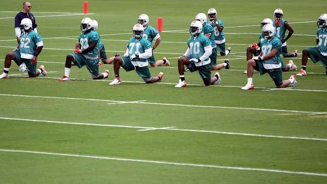 Image for article titled Miami Dolphins Wish &#39;Hard Knocks&#39; Crew Would Stop Openly Talking About How Bad They Are