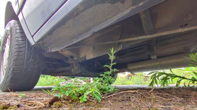 Image for article titled I Just Bought A $600 Diesel Manual Chrysler Minivan But It Has 250,000 Miles And Is Broken In Germany