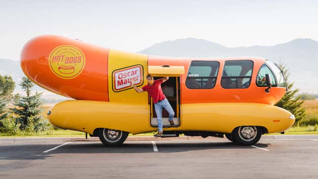 Image for article titled What’s it like driving the Wienermobile? Pretty darn bun-derful