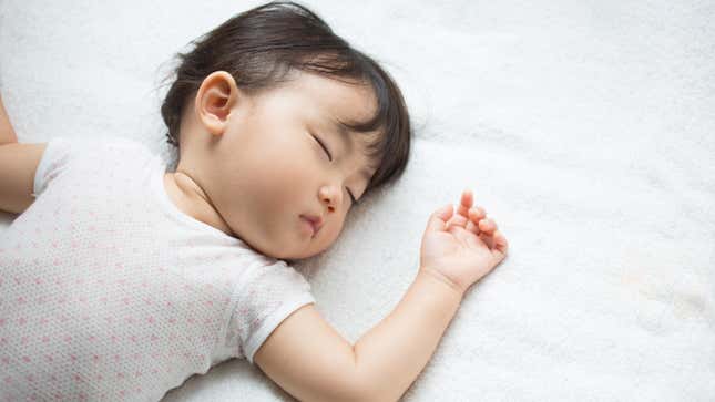 Image for article titled Should You Use a White Noise Machine to Get Your Baby to Sleep?