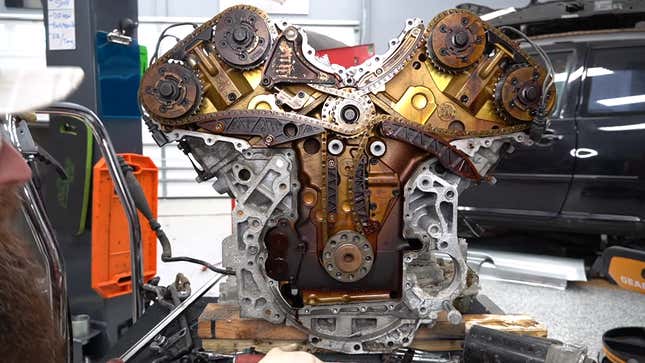 Image for article titled This Is What The Inside Of The Infamously Unreliable Volkswagen W8 Engine Looks Like