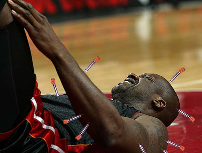 Image for article titled Doctors Use Elephant Gun, Tranquilizer Darts To Bring Shaq Down Prior To Surgery