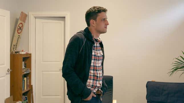 Image for article titled New Roommate Excited To Bring Robust Puttering Experience To Apartment