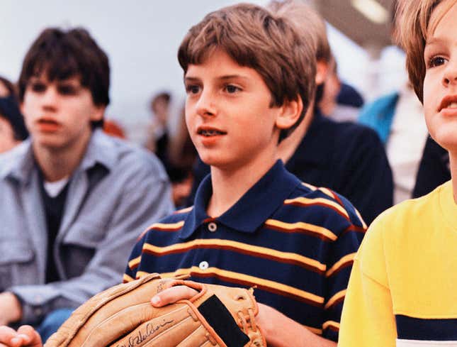 Image for article titled No Fucking Chance Kid Who Brought Mitt To 400 Level Getting Near Foul Ball