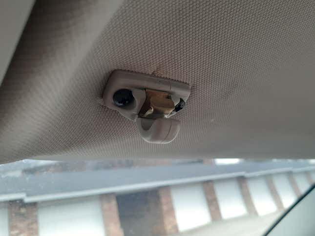 Image for article titled How I Fixed A Broken Sunroof In One Of The Most Unreliable Cars Of The Modern Era