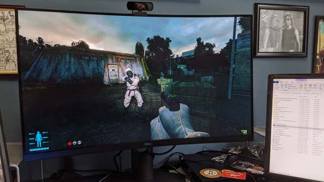 Stalker: Anomaly running on a Dell SG3220DGF monitor.