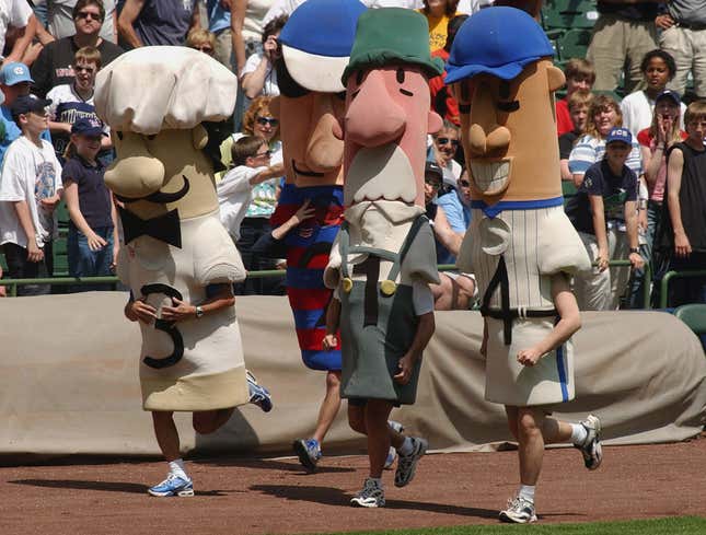 Image for article titled 10-Time-Winning Racing Brewer Sausage Put Out To Stud