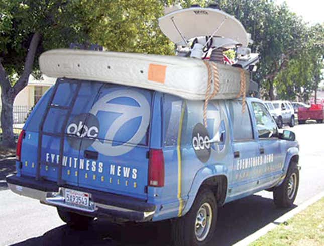 Image for article titled News Van Driver Sick Of Helping Anchors Move