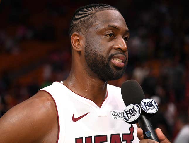 Image for article titled Dwyane Wade Insists He Better Than Paul Pierce At Defending Knife Attacks