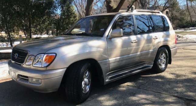 Image for article titled I Bought This 275,000-Mile Fancy Toyota Land Cruiser (Lexus LX470) Sight Unseen For A 5,000-Mile Road Trip