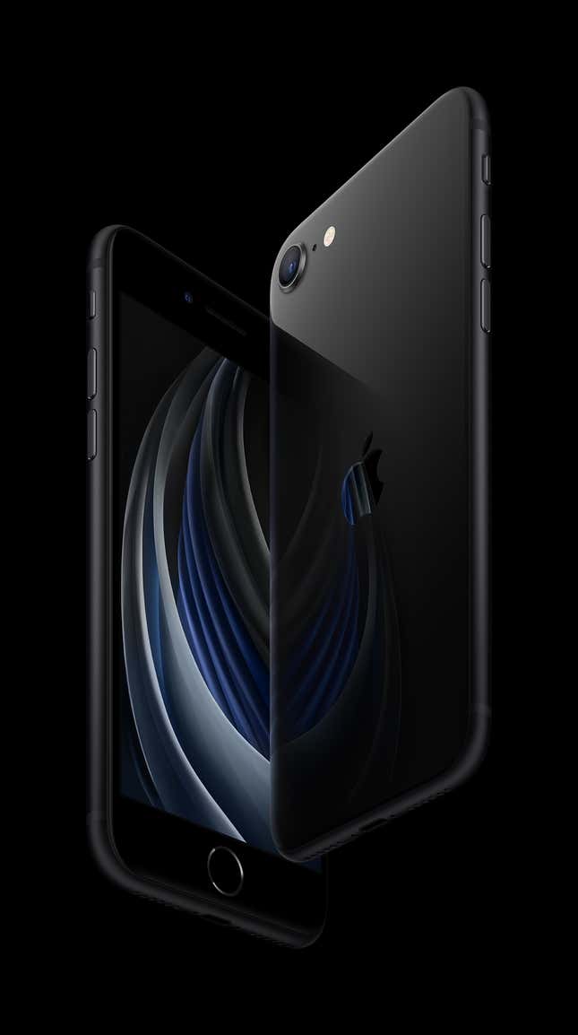 Imagen para el artículo titulado Apple da un golpe en la gama media con el nuevo iPhone SE por $400