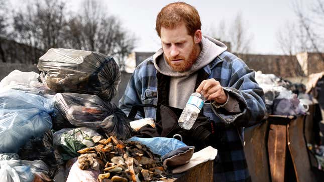Image for article titled Homeless, Disheveled Prince Harry Spotted Eating Out Of Garbage Can Just 24 Hours After Stepping Away From Monarchy