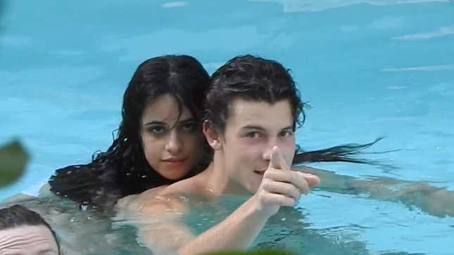 Image for article titled Camila Cabello and Shawn Mendes Are Still Not Flirty