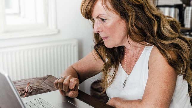 Image for article titled Woman Sets Google Alert For Kevin Costner