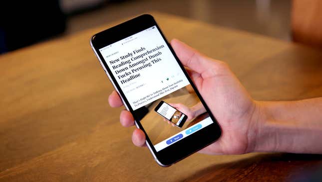 Image for article titled New Study Finds Reading Comprehension Down Amongst Dumb Fucks Perusing This Headline