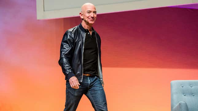 Image for article titled The Jeff Bezos Dick Pic Plot Thickens