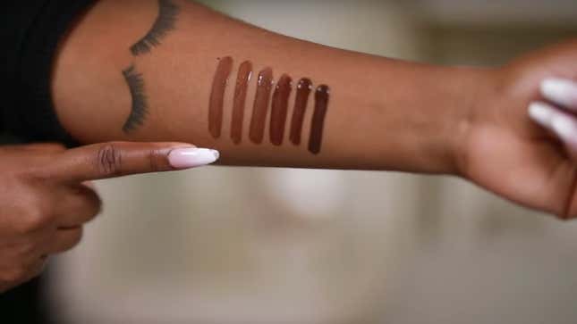 Image for article titled Gift, or Gimmick? What&#39;s the Deal with Pür’s 100-Shade Foundation Debut?