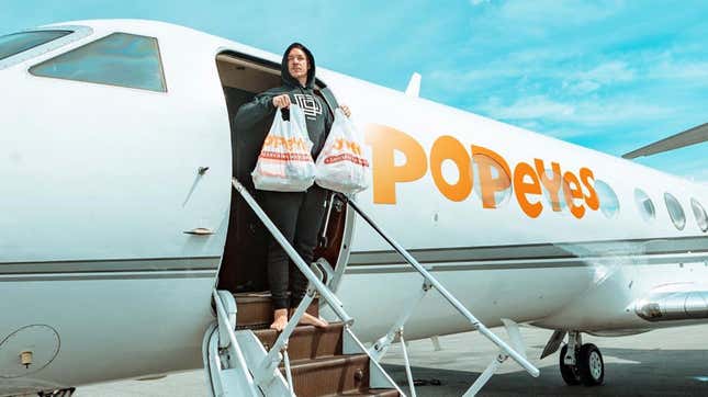 Image for article titled Diplo Flew to Burning Man on a Private Plane Full of Popeyes Spicy Chicken Sandwiches