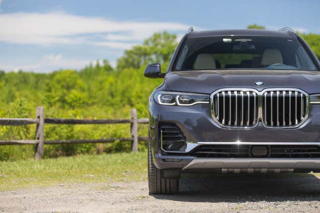 Image for article titled The 2019 BMW X7 Is Huge But So Great At High-Speed Cruising
