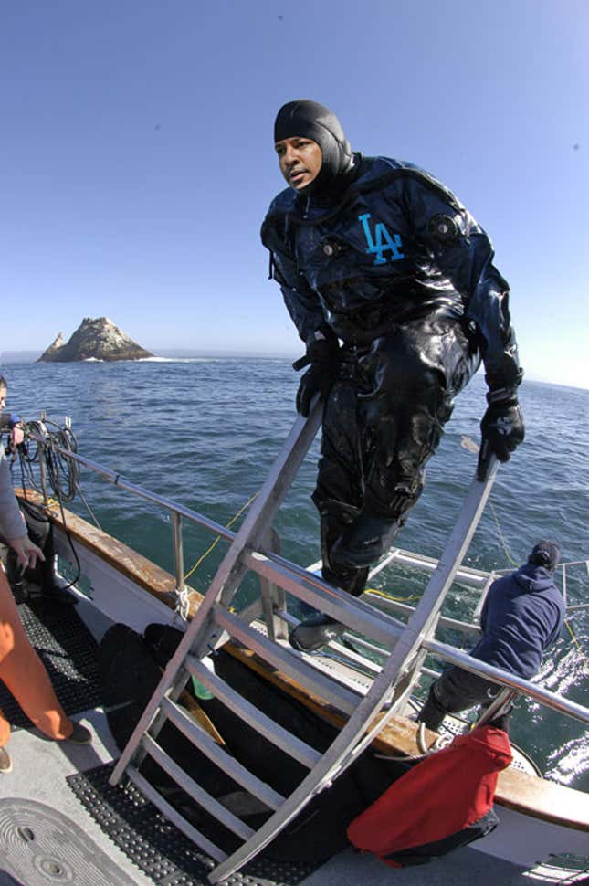 Image for article titled Manny Embarks On Journey To Find Legendary Realm Of Batlantis