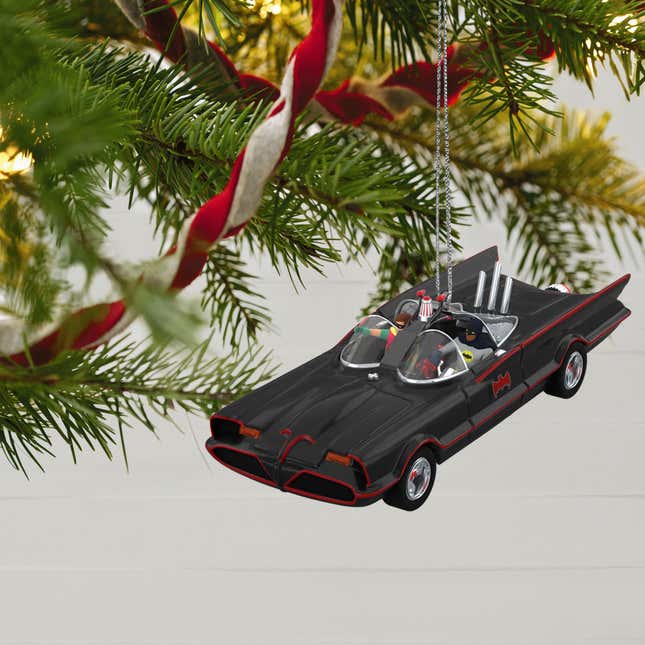 Image for article titled 21 Great Sci-Fi Christmas Ornaments From Hallmark