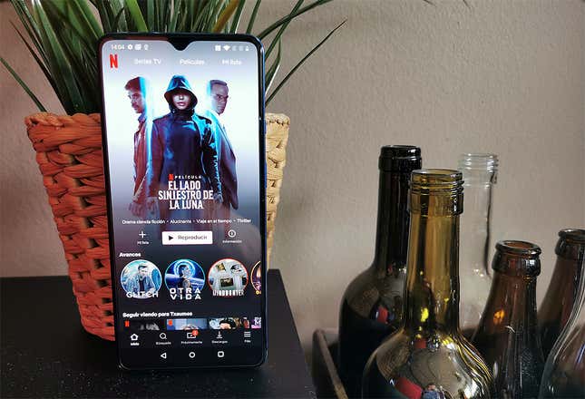 Imagen para el artículo titulado Si el precio acompaña, el OnePlus 7T va a hacer mucho daño a los móviles de gama alta estas navidades