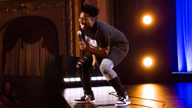 Leslie Jones is having enough fun for all of us in her new special <i>Time Machine</i>