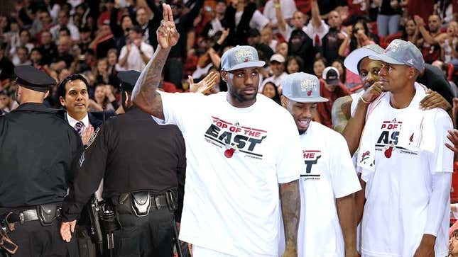 Image for article titled Arena Security Prevents Erik Spoelstra From Celebrating With Miami Heat