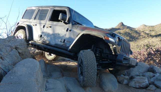 Image for article titled The 2018 Jeep Wrangler Didn't Get Soft, It Got Much Better