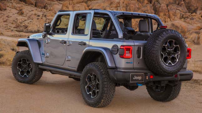 Image for article titled The 2021 Jeep Wrangler 4xe&#39;s All-Electric Range Isn&#39;t Quite What Jeep Said It Would Be