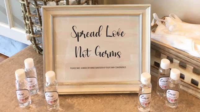 Couple Who Hosted Superspreader Wedding in Ohio Gave Their Guests Hand Sanitizer As Favors But Claim They Weren't Thinking About Covid