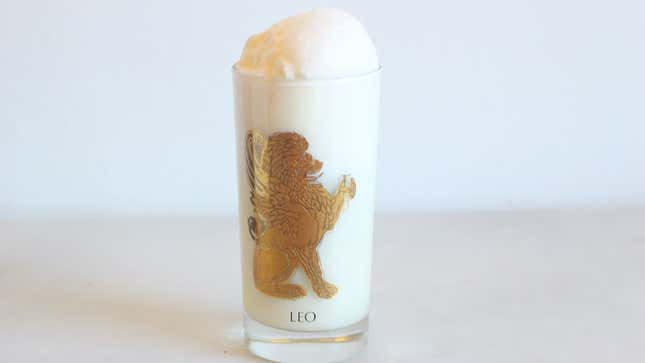 Image for article titled Make a Ramos Gin Fizz Without Exhausting Your Arm