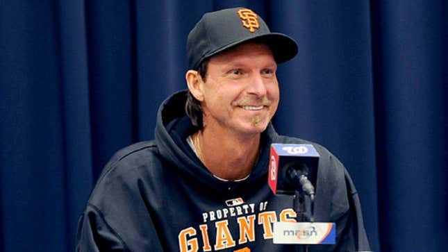 Image for article titled Following 300th Victory, Randy Johnson Returns Healthy Back To Local Man