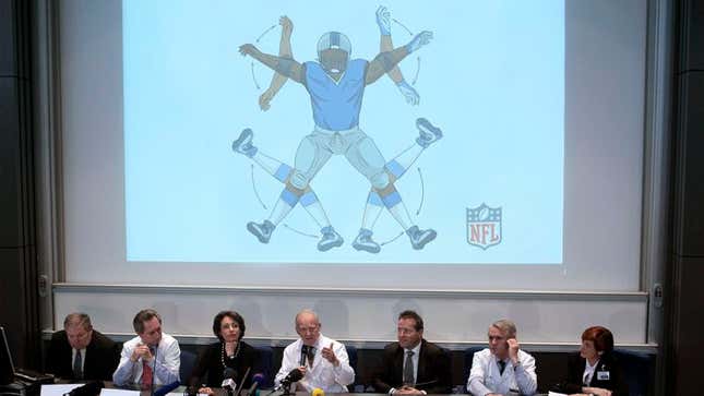 Image for article titled NFL Geneticists Working On Developing Ligament-Free Player