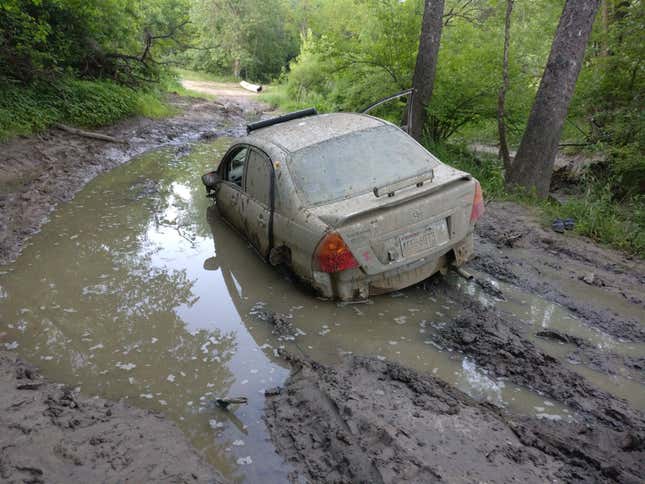 Image for article titled I Almost Killed Myself By Taking A Scooter On An Off-Road Adventure