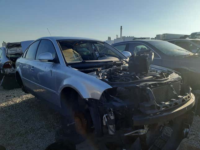 Image for article titled How I Fixed A Broken Sunroof In One Of The Most Unreliable Cars Of The Modern Era
