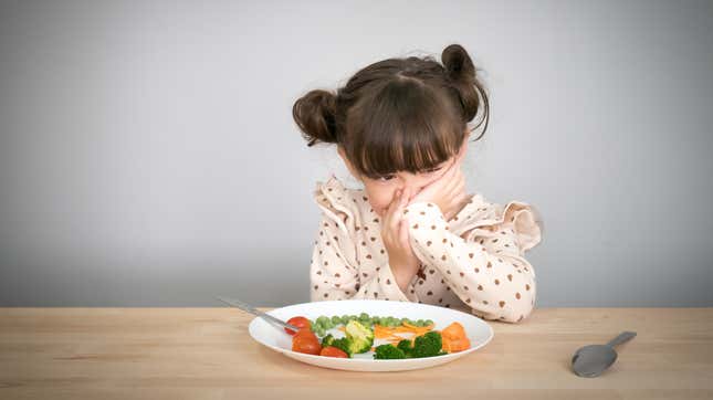 Image for article titled Let Your Picky Eater Pretend to Be a Cooking Show Judge