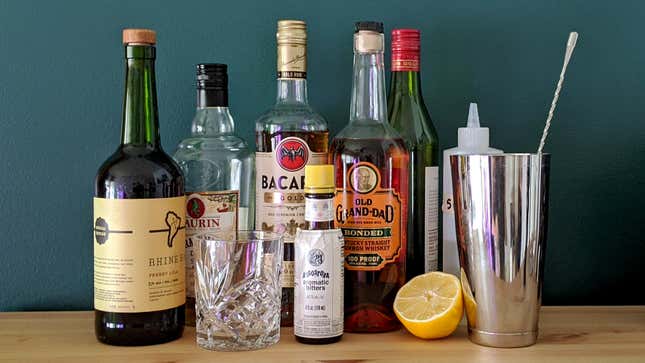 Image for article titled 11 Simple Cocktail Recipes To Try While Quarantining