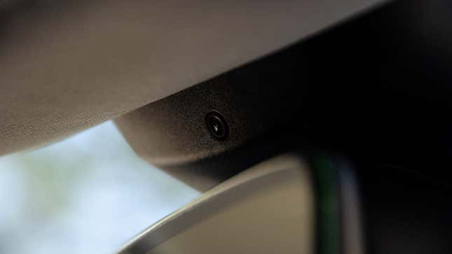 Imagen para el artículo titulado 36 cosas que aprendí sobre el Tesla Model 3 tras probarlo a fondo