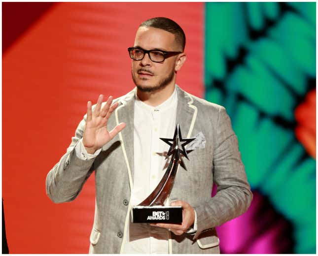 Image for article titled Friend, Foe or Fraud? Shaun King on the Accusations Against Him, Rihanna&#39;s Diamond Ball, DeRay and More