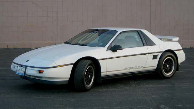 Image for article titled The Pontiac Fiero Was Both The Worst And Best Car Of The 1980s