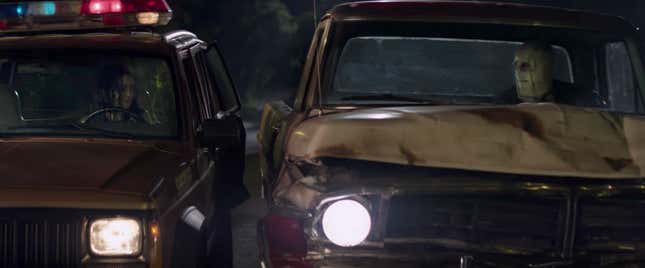 Christina Hendricks' vacation gets ruined in this <i>The Strangers: Prey At Night </i>trailer<em></em>