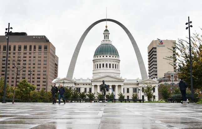 Image for article titled Black People Have Been the Only Ones to Die From COVID-19 in St. Louis: Report