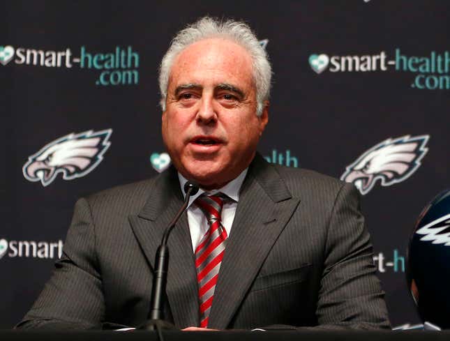 Image for article titled Jeff Lurie Announces Plans For 2,213-Diamond Eagles Super Bowl Rings In Reference To 22-13 Halftime Score