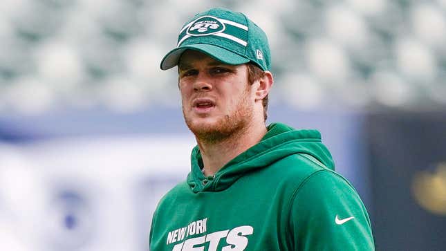 Image for article titled Sam Darnold Pissed He Forgot To Bench Self On Fantasy Team